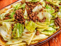 10分で簡単♪【春キャベツとひき肉の旨だれ炒め】