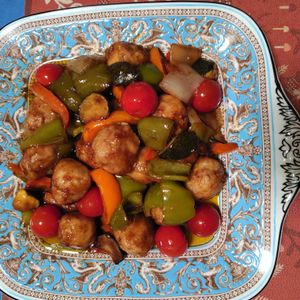 コ−チャンの作ってみた!投稿(ころころ豚しゃぶ団子と夏野菜の黒酢あん)