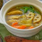 ＊手羽中と野菜のカレースープ＊