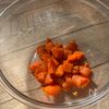 冬の食卓を彩る♪【にんじんとゆで卵のごまマヨ和え】の工程2