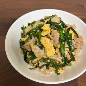 さらの作ってみた!投稿(ガッツリ食べたいご飯が進む味♡『豚ニラたま』)