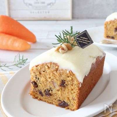 クリームチーズフロスティングたっぷり♪基本のキャロットケーキ