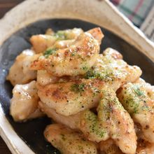 カリッと鶏むね肉の粒マスタード焼き【冷凍・作り置き】