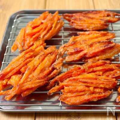 揚げ焼きで簡単!【カリホク甘い!にんじん唐揚げ】やみつき味♩