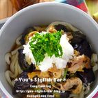 揚げナスとカリカリ豚のおろしうどん