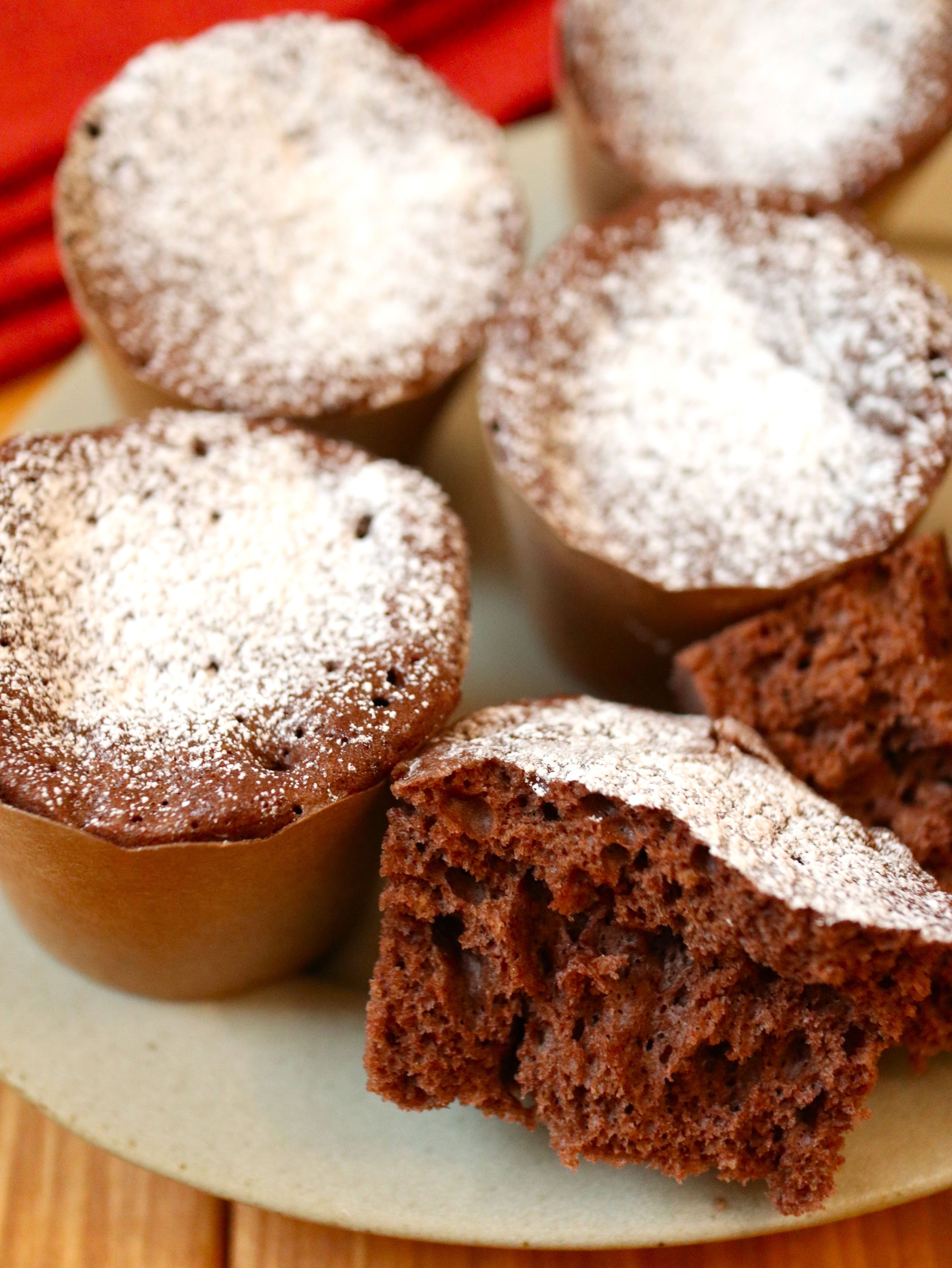 レンジで3分！【チョコカップケーキ】ホットケーキミックスで