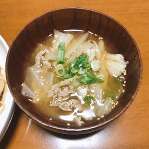 Nao★彡の作ってみた!投稿(『豚バラキャベツのごま味噌スープ』簡単コク旨♪具だくさん☆)