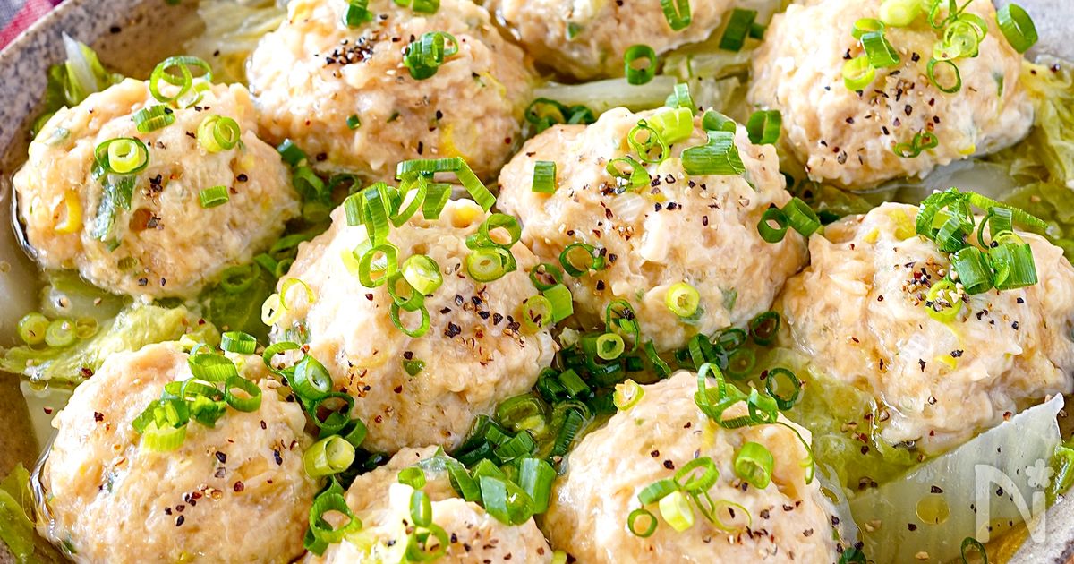 【白菜と鶏だんごのスープ煮】レンジで1発！旨みたっぷり♡