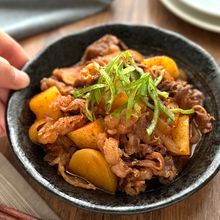 ピリ辛が美味しい♡『韓国風肉じゃが』