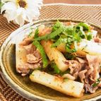 豚肉と長いもの大葉塩炒め