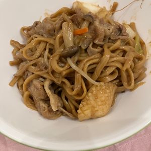 ゆうあの作ってみた!投稿(自家製ソースで食べる「太麺焼きそば」)