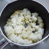 濃厚な味わい「蟹ドリア」の工程2