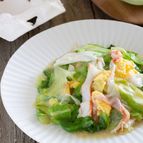 しゃきしゃきレタスとカニカマとふんわり卵の炒めもの