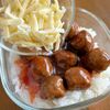 〖レンジ1分〗ミートボール10個!とろ〜りチーズの満足丼の工程2