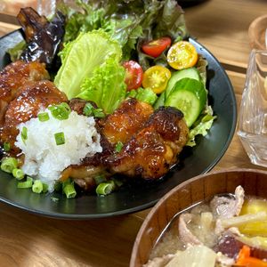 355923の作ってみた!投稿(【鶏胸がめちゃ柔らかい】家族が好きな甘辛おろしチキンステーキ)