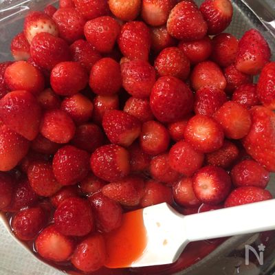 使い方色々 いちごシロップ By 古谷 真知子 レシピサイト Nadia ナディア プロの料理家のおいしいレシピ