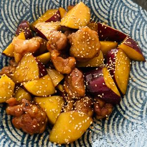 ひろの作ってみた!投稿(『鶏肉とさつまいもの甘辛炒め』ほっこりおいしい秋の味覚♪)