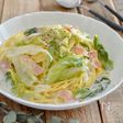 春キャベツとベーコンのクリームスープパスタ。簡単ワンポット！
