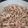 【簡単！ごまの香りが良い】豚肉とトマトの甘辛ごまだれ炒めの工程3