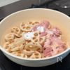 コク旨‼ごはんがすすむ【鶏ももとれんこんの味噌マヨ炒め】の工程1