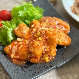 938833の作ってみた!投稿(【ズボラで柔らか♡】鶏むね肉の悶絶チリソースがけ！節約おかず)