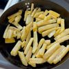 子どもがやみつき！《れんこんカレースティック》の工程4