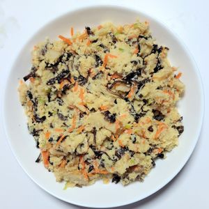 ふうかの作ってみた!投稿(さつま揚げときくらげたっぷり！簡単おからの煮物【作り置きに】)