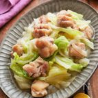簡単で美味しいから定番になる【鶏もも肉とキャベツのさっと煮】