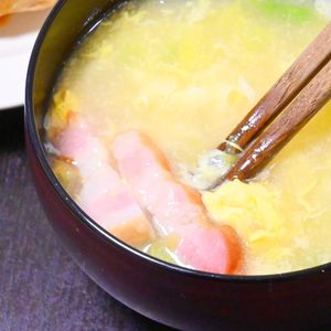 こざかなの作ってみた!投稿(白菜とベーコンのふわ卵中華スープ)