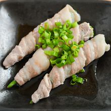 火を使わない♪味付けはポン酢で！オクラのレンジ豚肉巻き