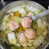 【くたくた白菜と鶏だんごのスープ】子供が喜ぶ♡︎簡単レシピの工程4