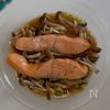 レンジで完成!『鮭ときのこのバター醤油蒸し』の工程3