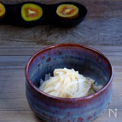 シャキッと爽やか☆エノキと大根の白い酢の物サラダ!【寿司酢】