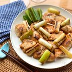 鶏むね肉と長ねぎde串なし焼き鳥うま塩だれ