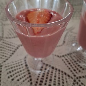 フェビアンの作ってみた!投稿(ひな祭りのデザートに。いちごとバナナのシントー)