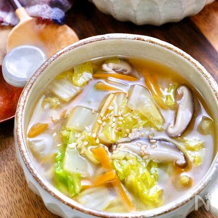 無難に美味しいやつ 白菜のとろみ中華スープ By Rinaty りなてぃ レシピサイト Nadia ナディア プロの料理家の おいしいレシピ