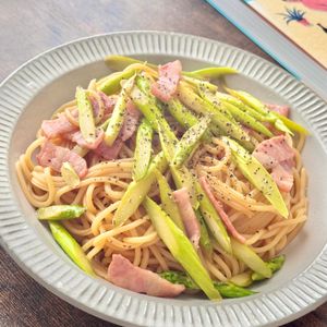 じんの作ってみた!投稿(アスパラベーコンのレモンバター醤油パスタ【#簡単 #時短】)