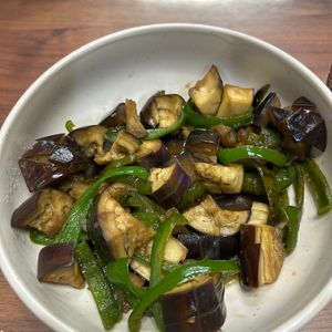 シャオランの作ってみた!投稿(【ピーマンと茄子の焼き浸し】冷やしても美味しい♡︎)