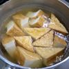 冷めても翌日も美味しい「厚揚げとインゲンのおかか煮」の工程1