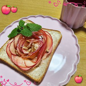ナムディの作ってみた!投稿(レンジで簡単＊アップルローズトースト＊朝ごはんにおやつに♡)
