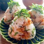 唐揚げと大葉のおにぎり【唐揚げの残り活用】