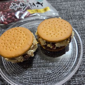 ゆずの作ってみた!投稿(クリームチーズと金時豆のビスケットサンド)