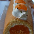 米粉の丸ごとみかんのロールケーキ