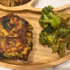はまりの作ってみた!投稿(【鶏ひき肉と豆腐とほうれん草のふわ焼き】ヘルシー栄養たっぷり)