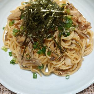 よっこの作ってみた!投稿(薬味たっぷり♪舞茸と明太子のしょうゆパスタ)