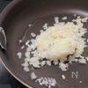 ビールが進む簡単おつまみ！ガパオ風そぼろ&冷やし生ピーマンの工程2