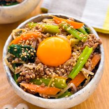 【ワンパンそぼろビビンバ丼♩】とにかく簡単♡10分で完成☻
