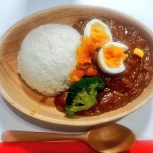 moの作ってみた!投稿(スパイス香る♪たっぷりトマトと玉ねぎの無水カレー)