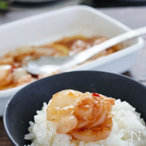 「にんにくでご飯泥棒」簡単自家製【梅にんにくごま油漬け】