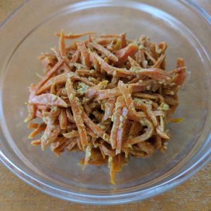 ごま団子の作ってみた!投稿(無限にんじんマヨごまサラダ【#作り置き#冷凍保存#お弁当】)
